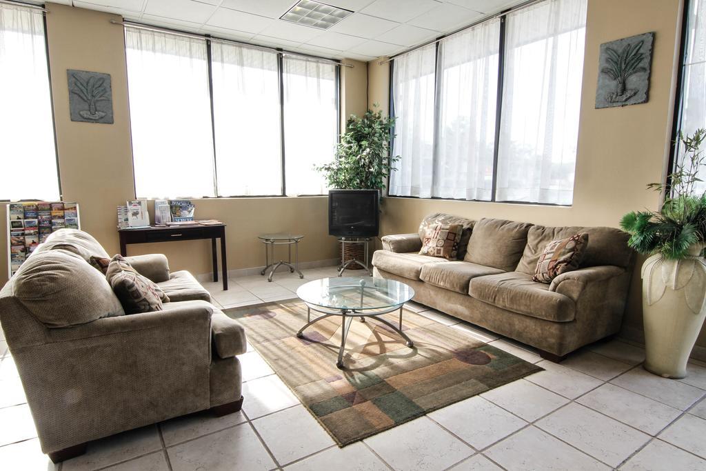 M Star Norfolk Virginia Beach Екстериор снимка